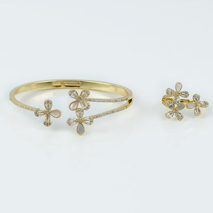 Petite Petal Trio Bangle LA053