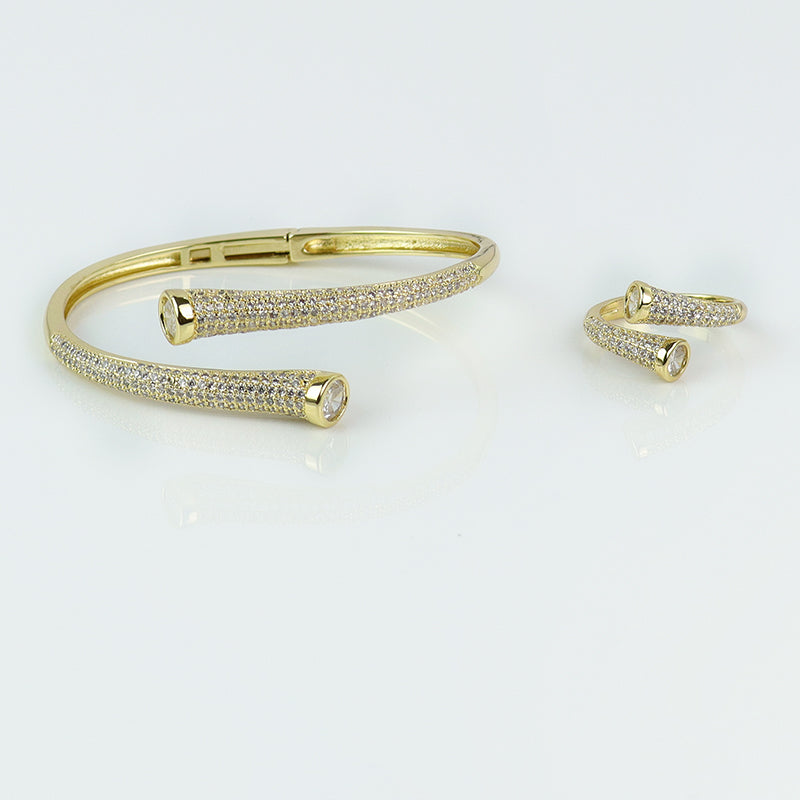 Tail of Tranquility Bangle LA049