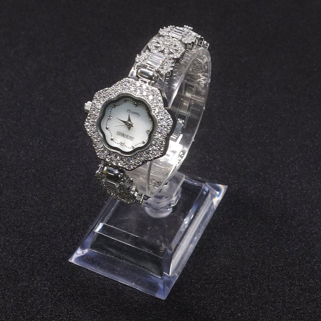 Lolo Quartz Watch LA082