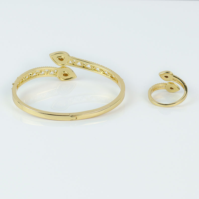 Mystic Serpent Bangle LA046