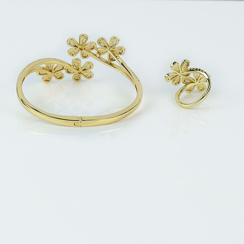 Floral Fusion Bangle LA045