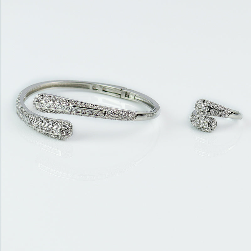 Subtle Bead Elegance Bangle LA047